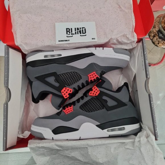 Jordan 4 main image 8
